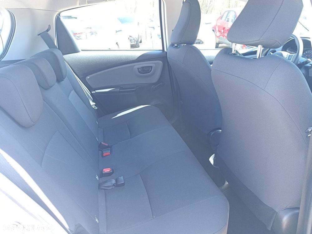 Toyota Yaris - 11