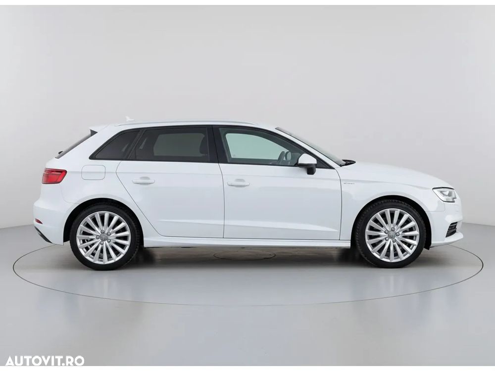 Audi A3 1.4 TFSI Sportback e-tron S line Sportpaket - 5
