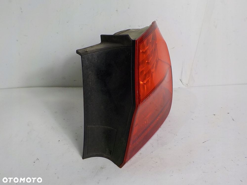 BMW 3 E90 LIFT LED LAMPA PRAWA TYŁ TYLNA - 3