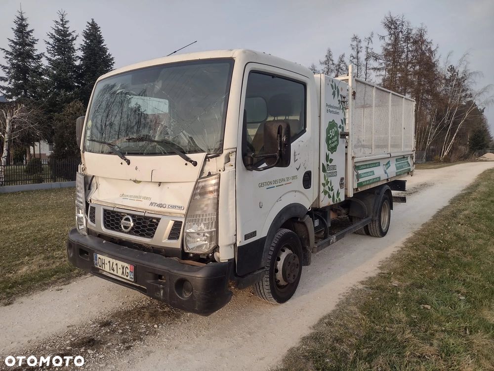 Nissan Cabstar - 1
