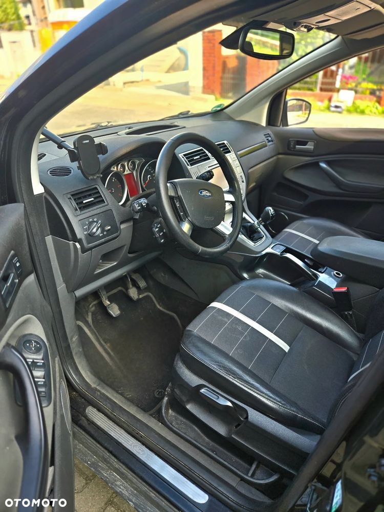 Ford Kuga 2.0 TDCi Titanium FWD - 10