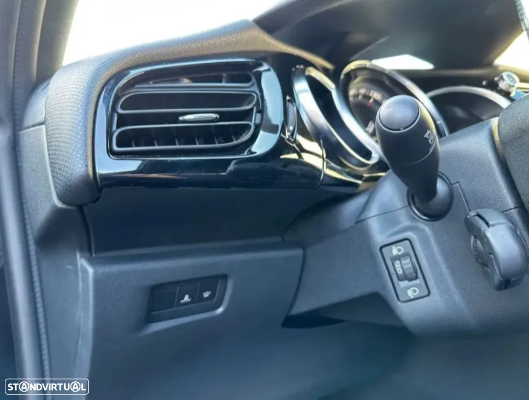 Citroën DS3 1.6 e-HDi Airdream Sport Chic - 20