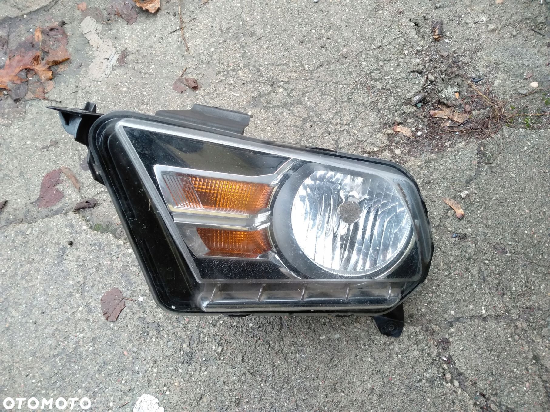 Lampa lewa przednia przód Ford Mustang V LIFT 10-^ - 1