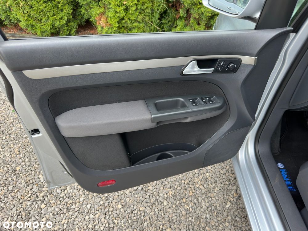 Volkswagen Touran 1.6 Trendline - 35