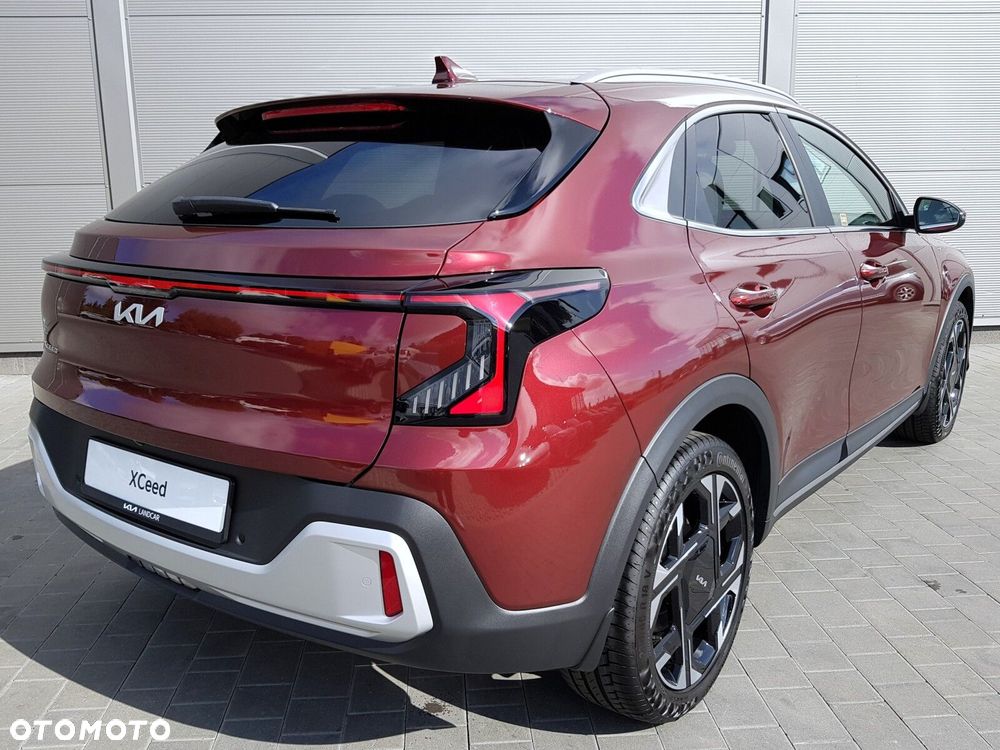 Kia XCeed 1.6 T-GDI Business Line DCT - 14