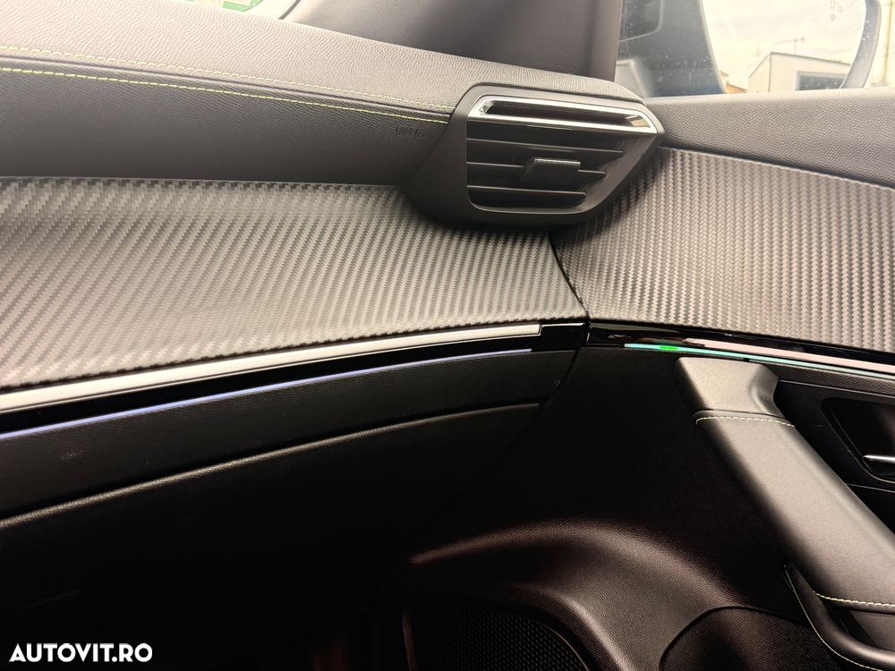 Peugeot 2008 1.5 BlueHDI 130 S&S EAT8 GT - 20