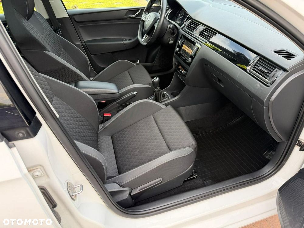 Skoda RAPID Spb 1.2 TSI Monte Carlo - 13
