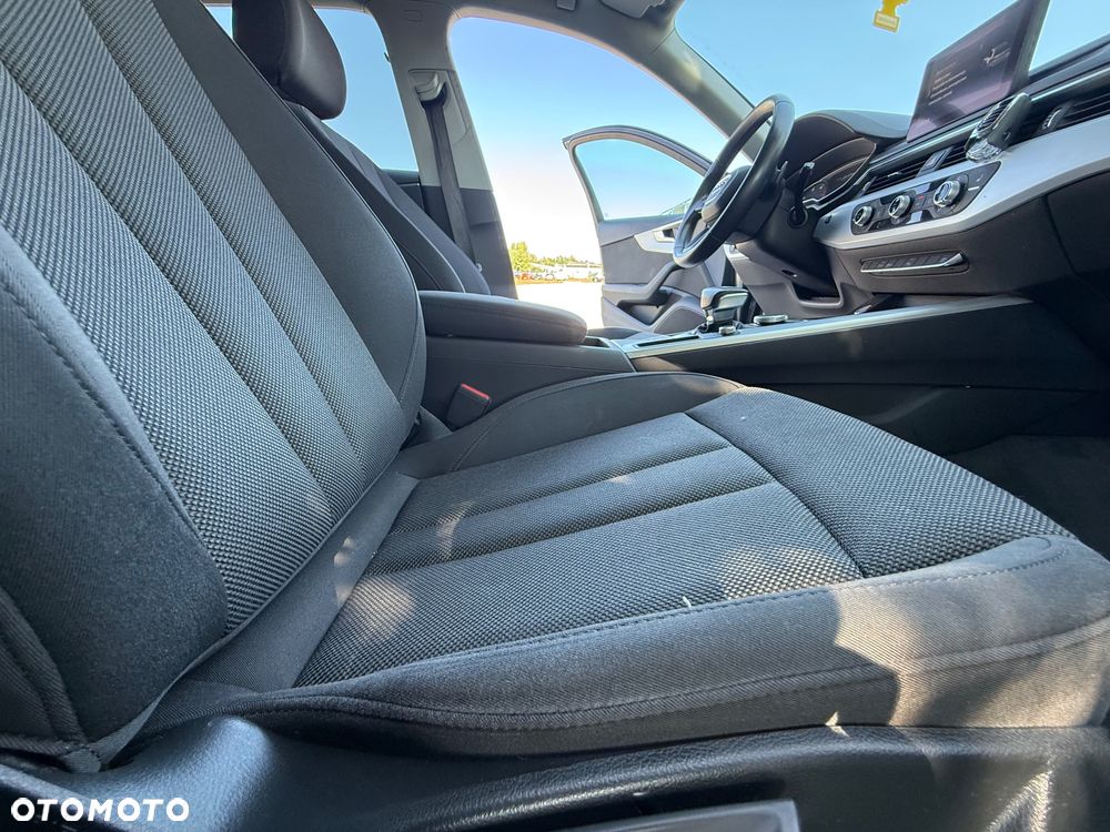 Audi A4 Avant 2.0 TDI S tronic - 14