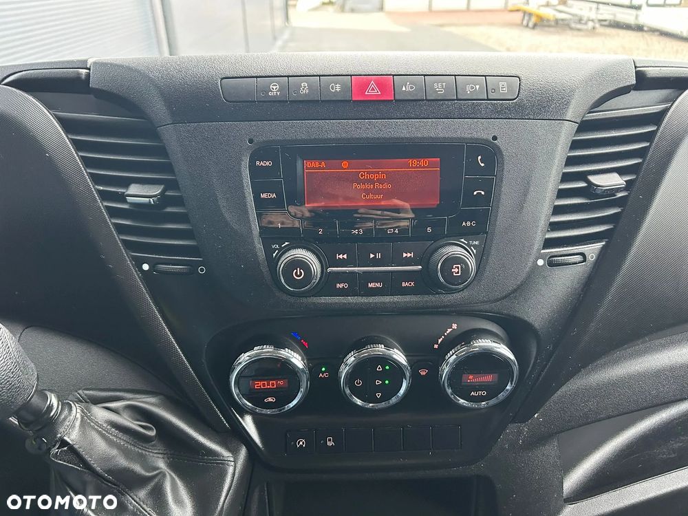 Iveco Daily 35C16 Kontener 8 palet + winda 750kg + drzwi boczne **Climatronic**Kamera**Serwis**Sprowadzony**2020R** - 17