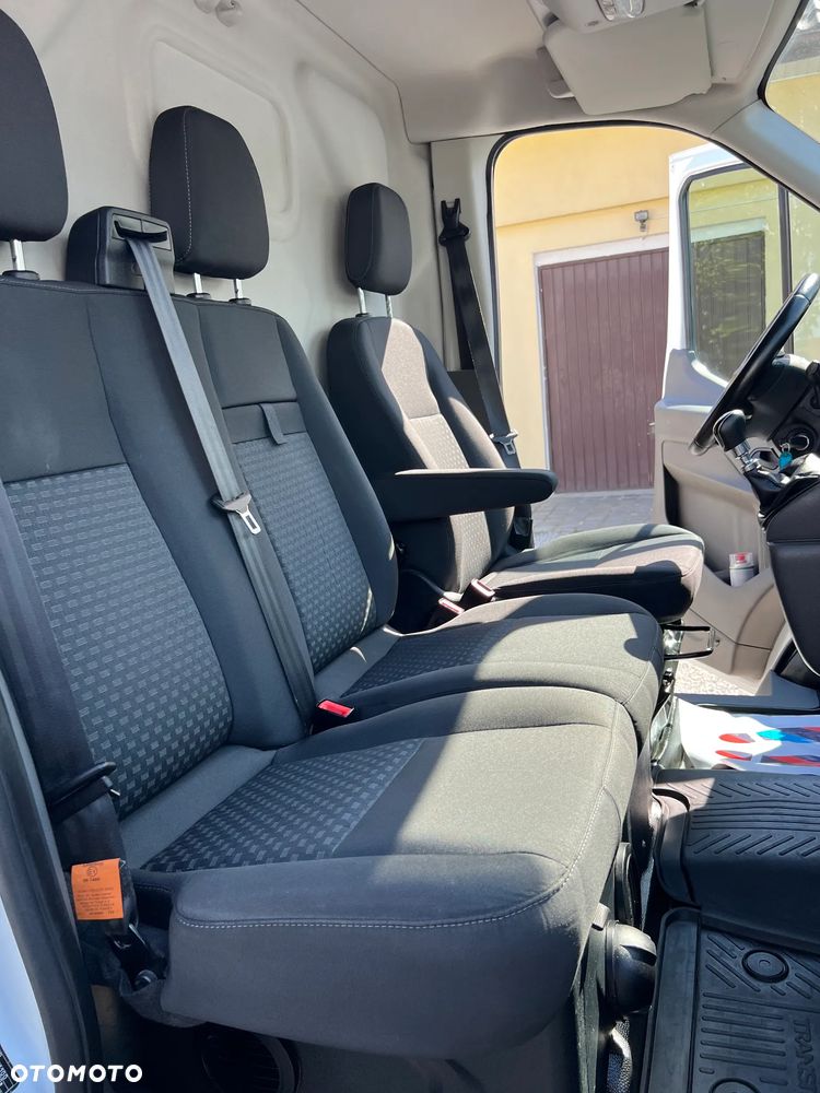 Ford Transit Furgon L3H3 4x4 AWD 2.0 TDCI 170KM Salon PL 4x4 - 29