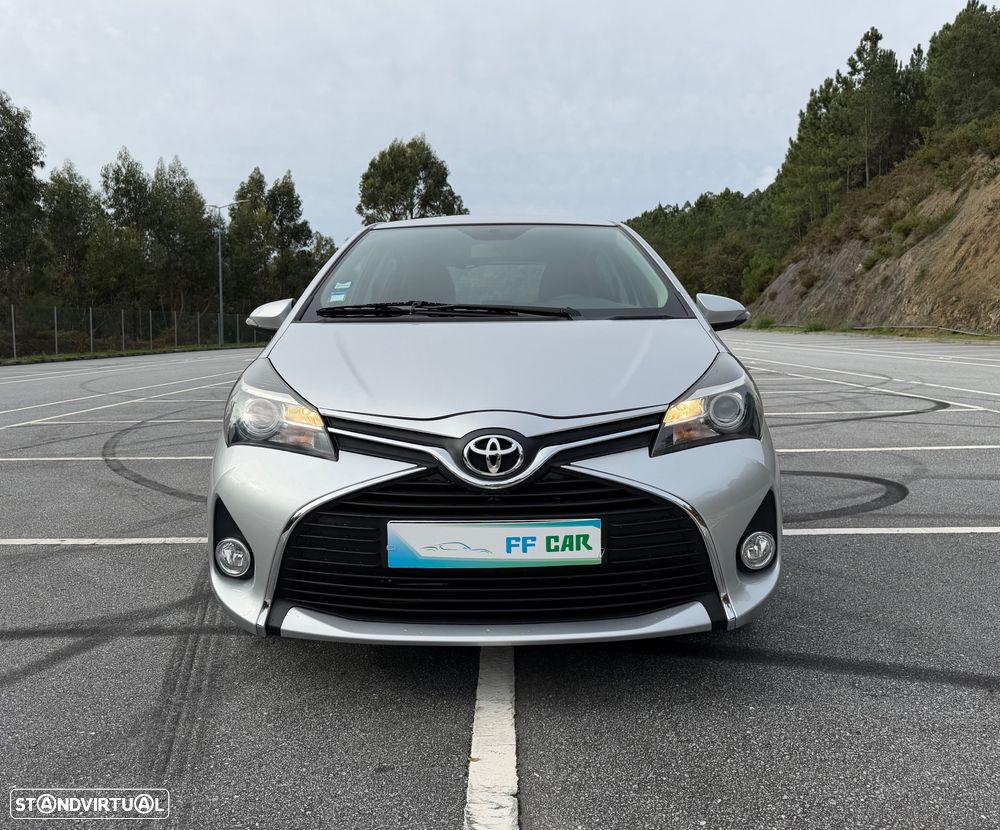 Toyota Yaris 1.4 D-4D Comfort+P.Style - 9