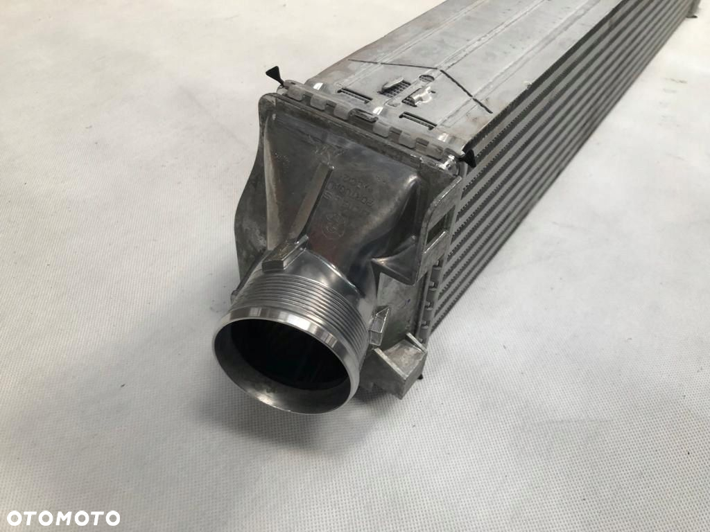 Audi A4 A5 Chłodnica Intercooler NOWA 8W0145805E - 4