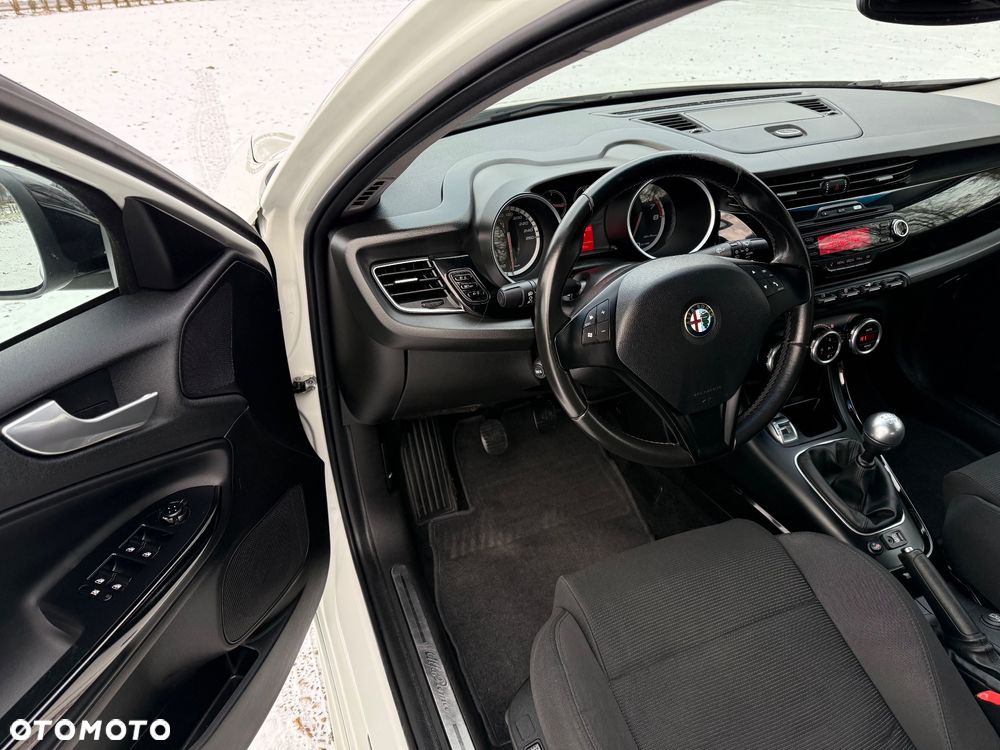 Alfa Romeo Giulietta 1.4 TB Distinctive - 14