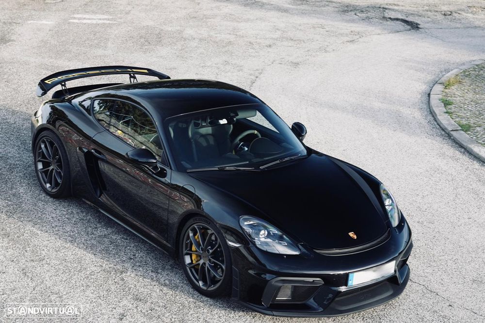 Porsche 718 Cayman GT4 PDK - 1