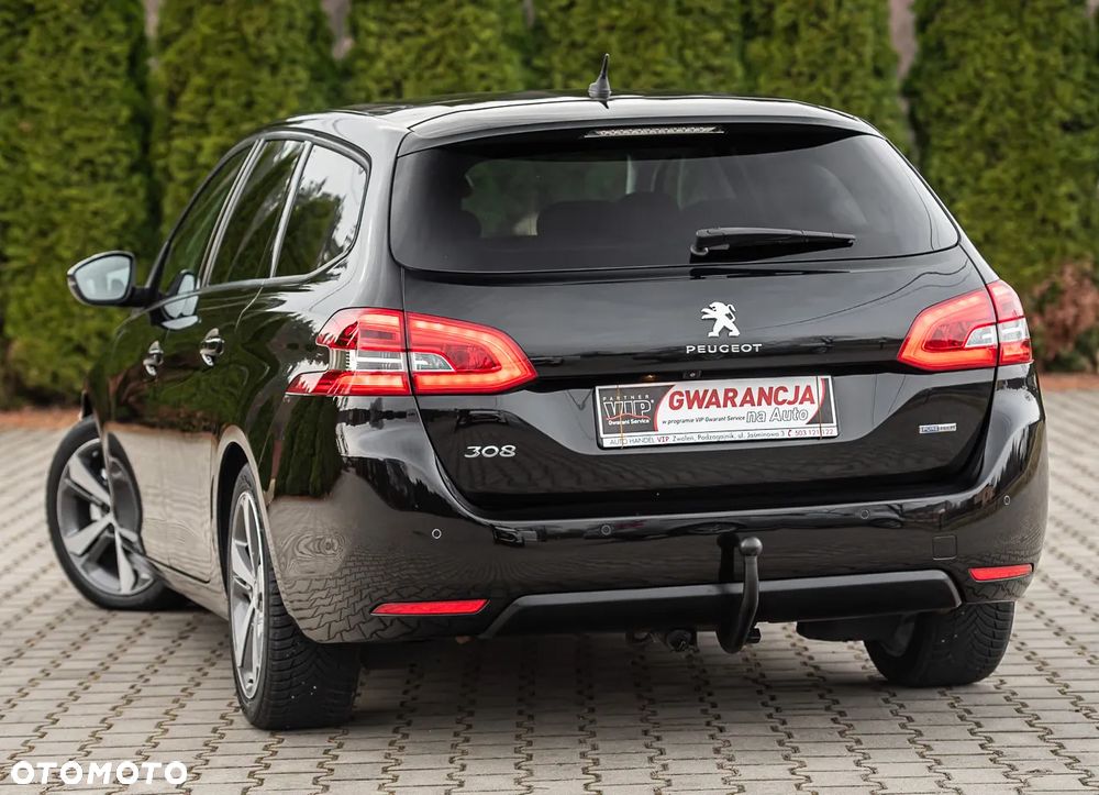 Peugeot 308 PureTech 130 GPF EAT8 Stop & Start Allure Pack - 8