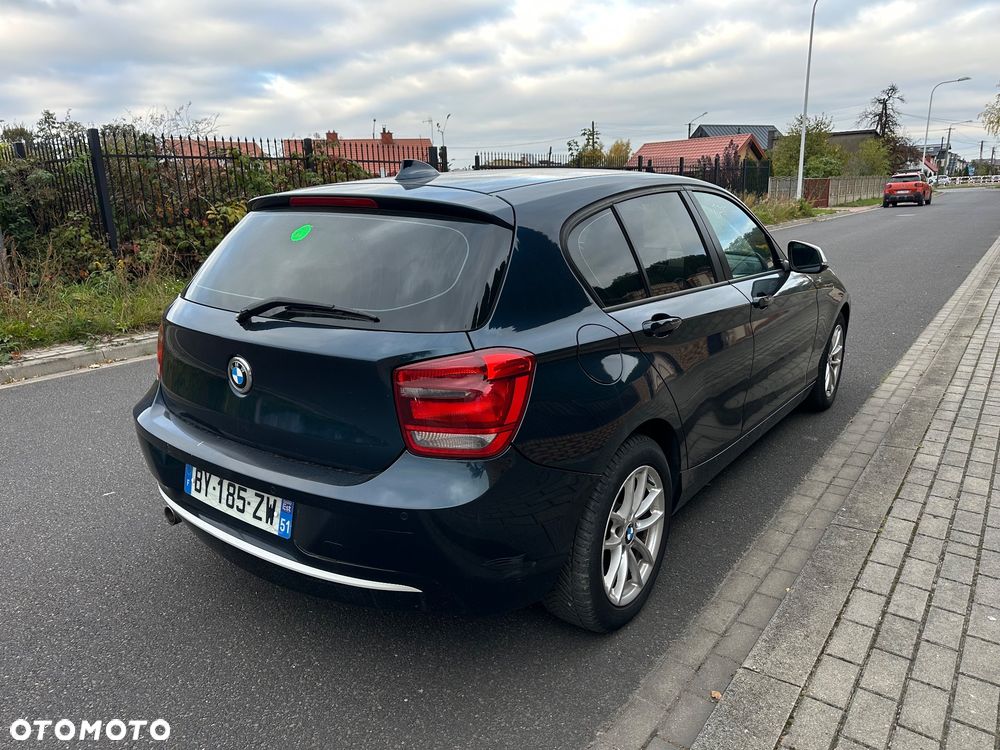 BMW Seria 1 2011 photo 2