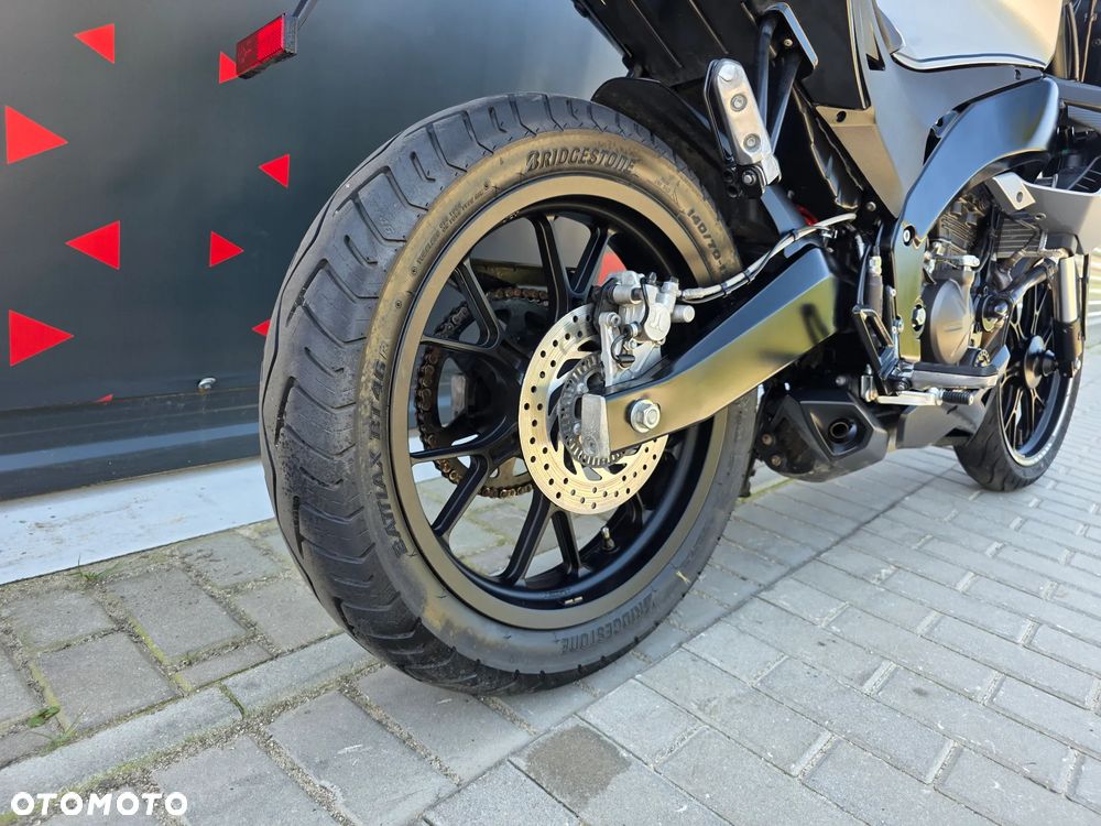 Aprilia Tuono - 7