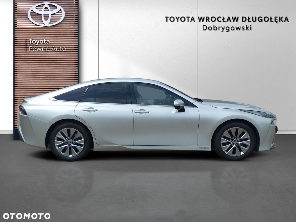 Toyota Mirai - 6