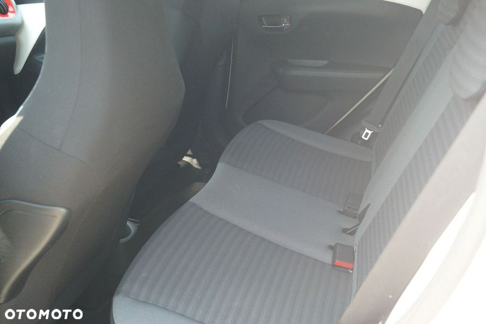 Toyota Aygo - 14