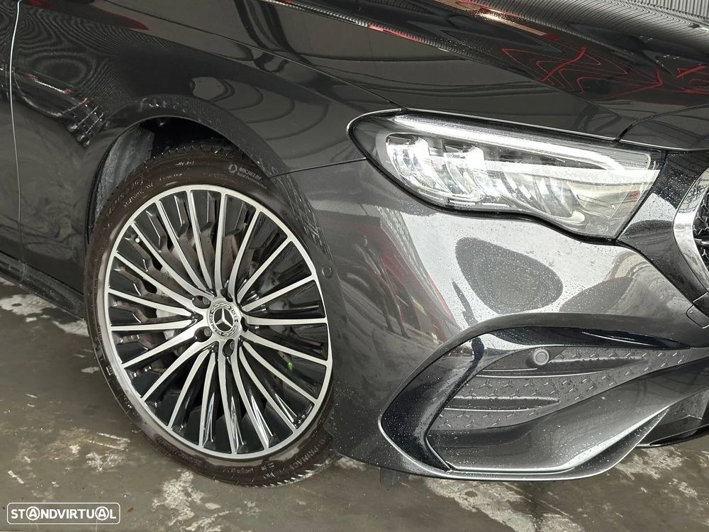 Mercedes-Benz E 300 - 3