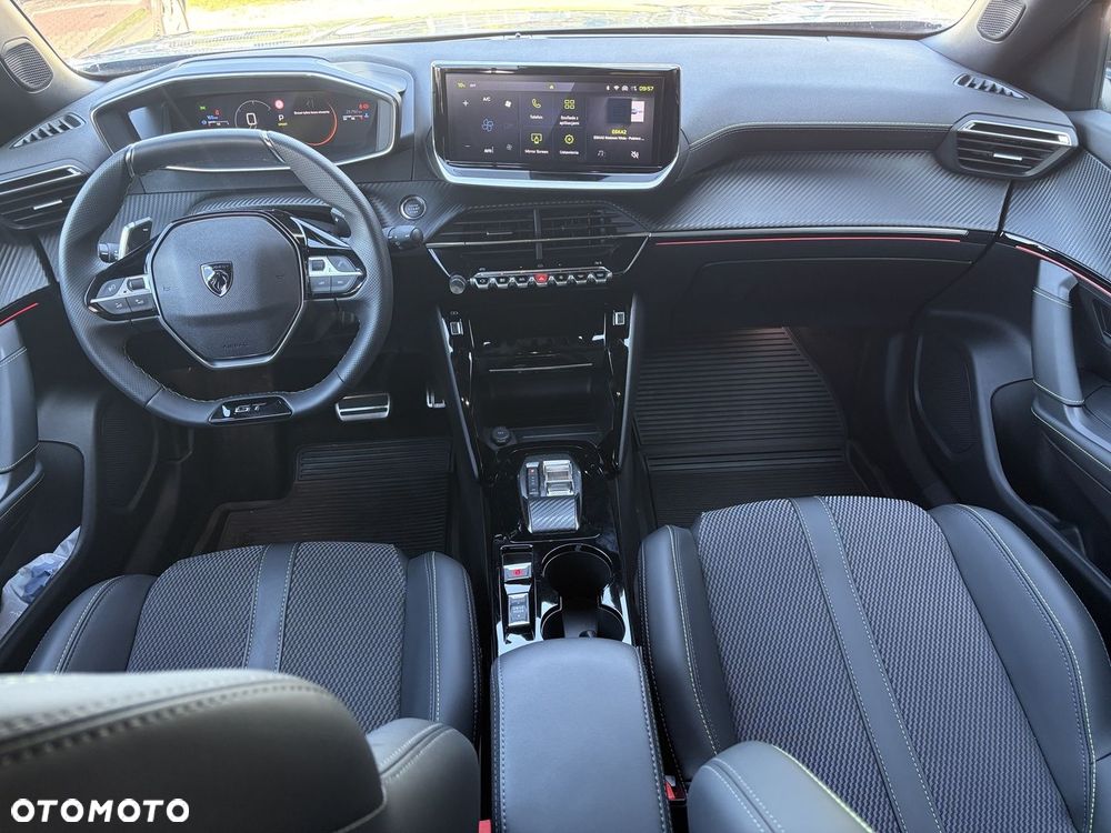 Peugeot 2008 - 12