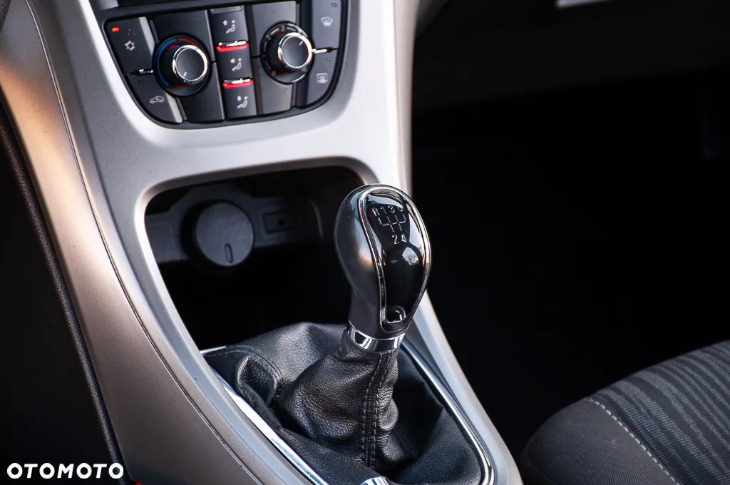 Opel Astra 1.6 Active - 32
