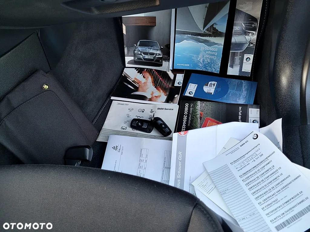 BMW Seria 3 320i - 26