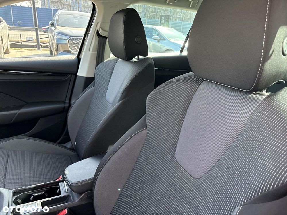 Skoda Octavia 2.0 TDI Ambition - 11