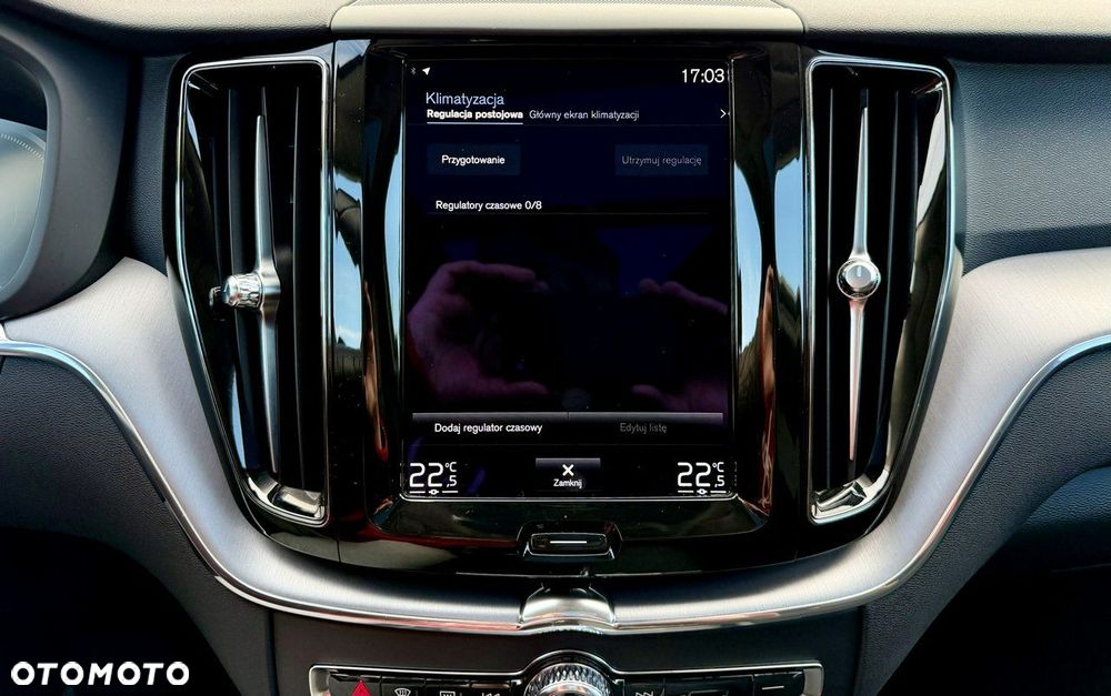 Volvo XC 60 T6 AWD Recharge Geartronic Inscription - 27