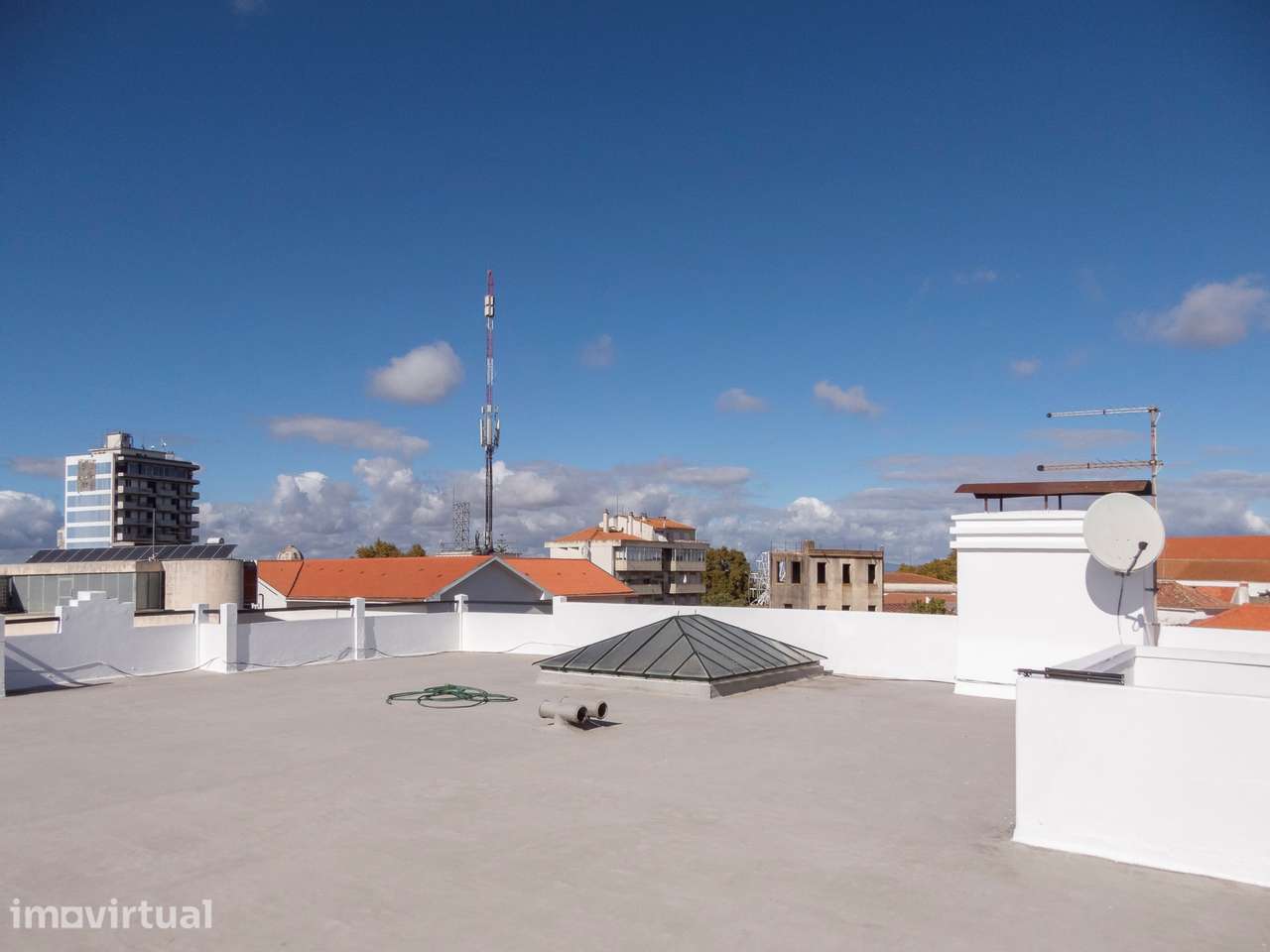 Apartamento T6 União de freguesias da cidade de Santarém - Grande imagem: 2/46