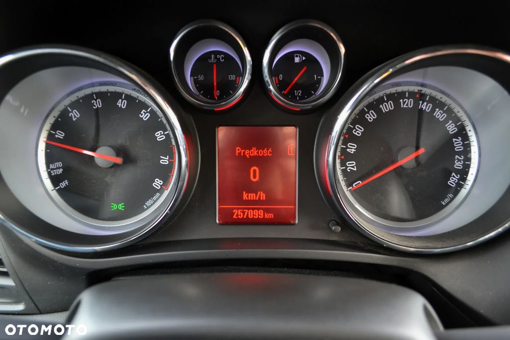 Opel Zafira 1.4 T Cosmo EcoFLEX S&S - 40