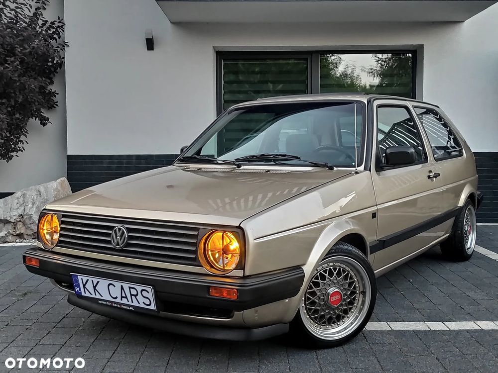 Volkswagen Golf - 11