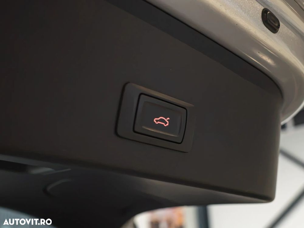 Audi RS6 4.0 TFSI Tiptronic - 33