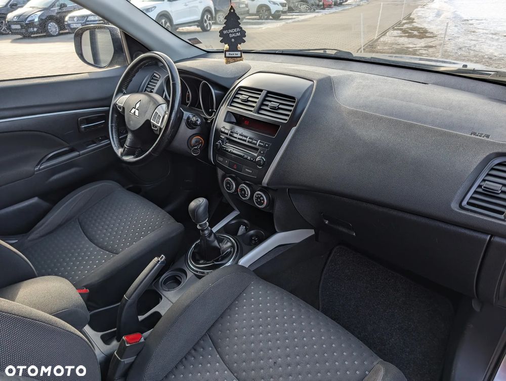 Mitsubishi ASX 1.8 DI-D 2WD Instyle - 26