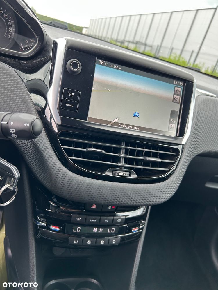 Peugeot 2008 - 15