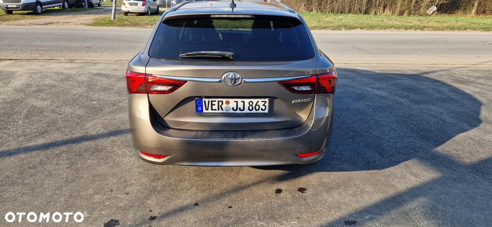 Toyota Avensis Touring Sports 1.8 Multidrive S Edition-S - 6