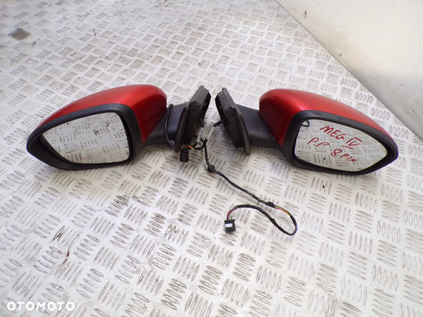 LUSTERKO LEWE 7 PIN PRAWE 8 PIN RENAULT MEGANE IV