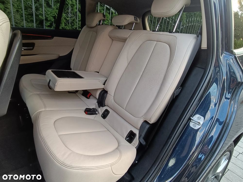 BMW Seria 2 218d Luxury Line sport - 25