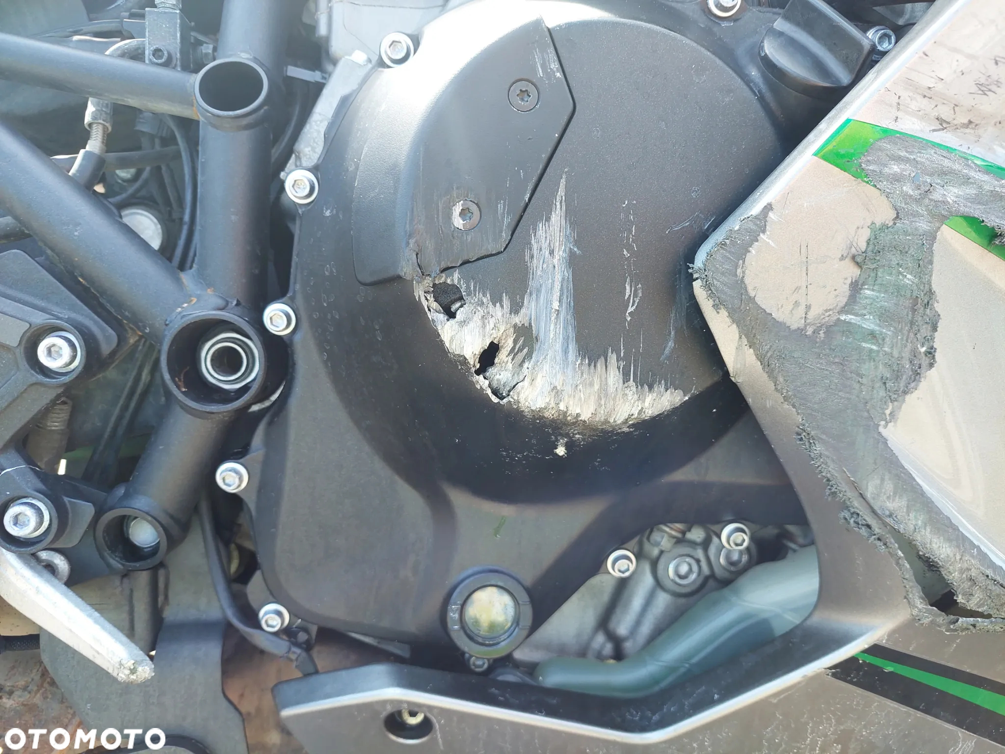 Kawasaki Ninja H2 SX - 14