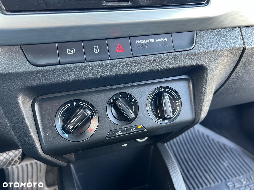 Skoda Fabia 1.0 TSI Style Color DSG - 15