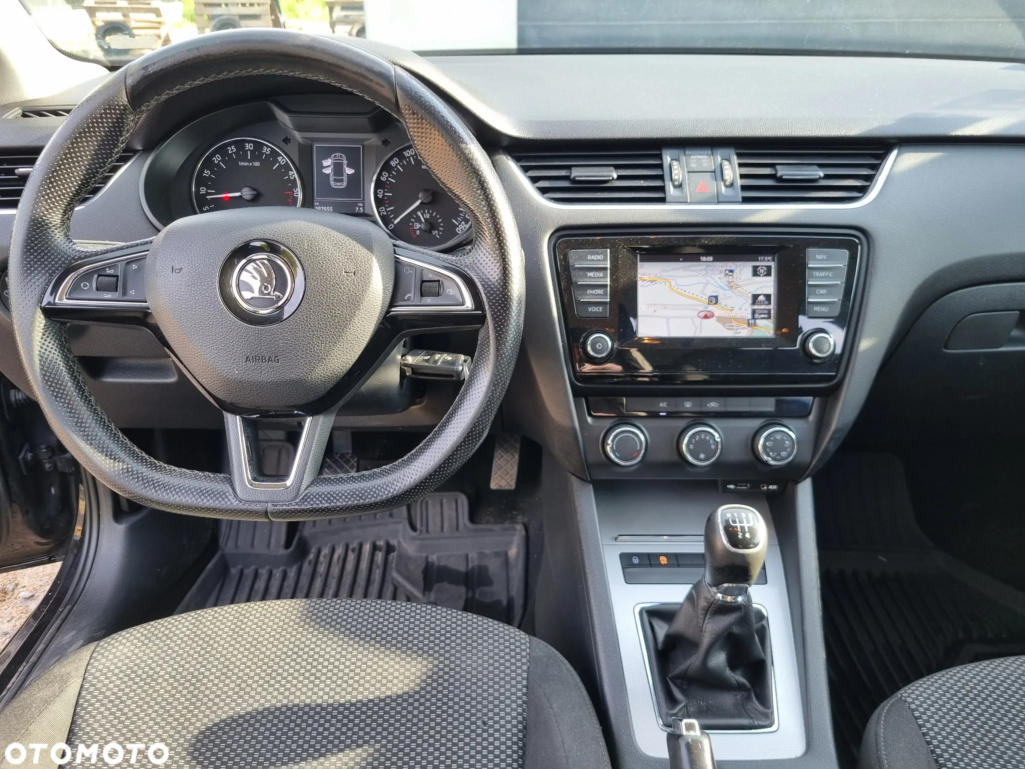 Skoda Octavia 1.6 TDI Ambition - 11