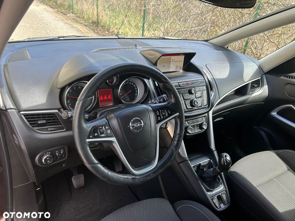Opel Zafira Tourer 1.4 Turbo Style - 27