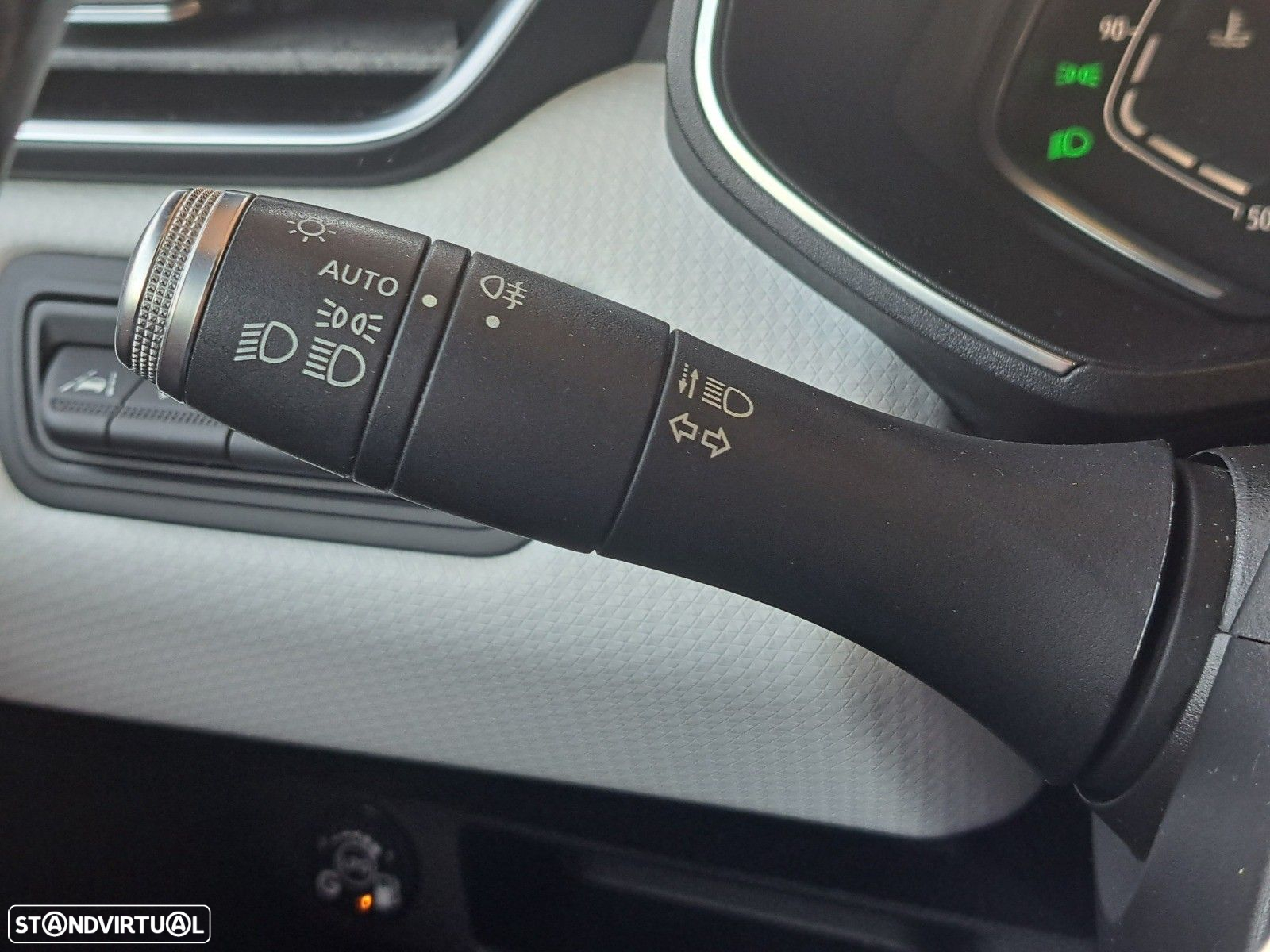Renault Clio 1.0 TCe Intens Bi-Fuel - 18