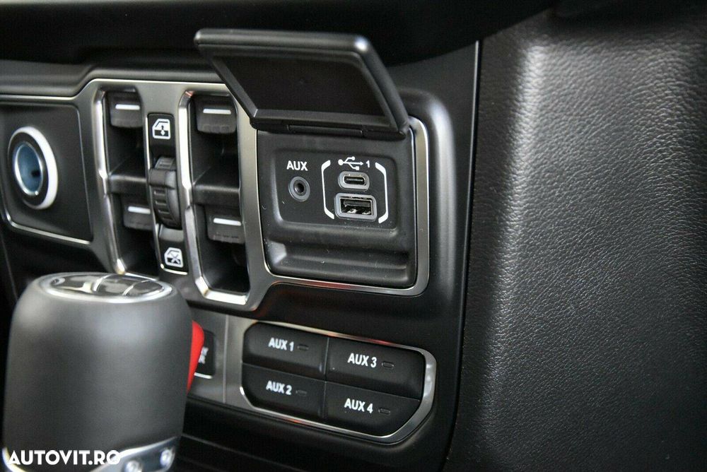 Jeep Wrangler - 18