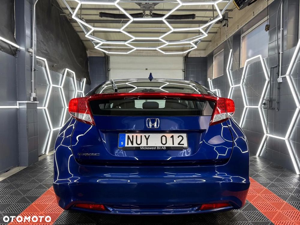 Honda Civic 1.8 i-VTEC Sport - 8