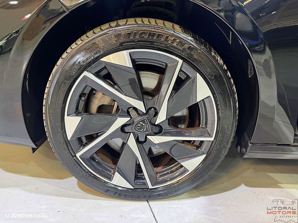 Peugeot 308 1.6 Hybrid Allure Pack e-EAT8 - 12