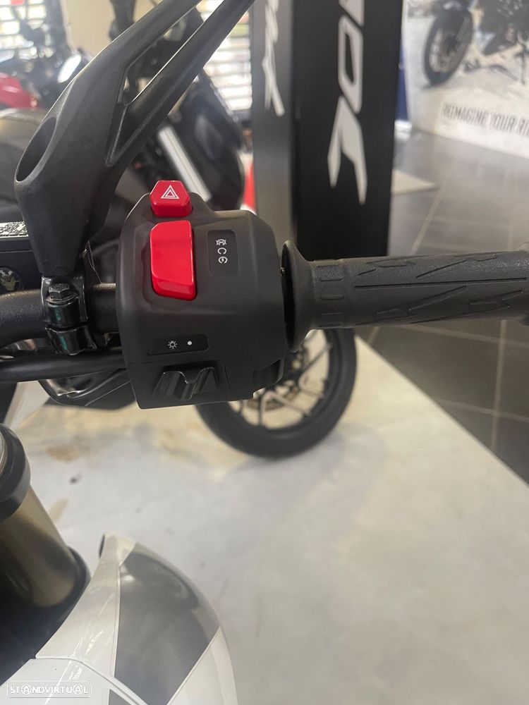Bajaj Pulsar NS Pulsar ns 400 - 5