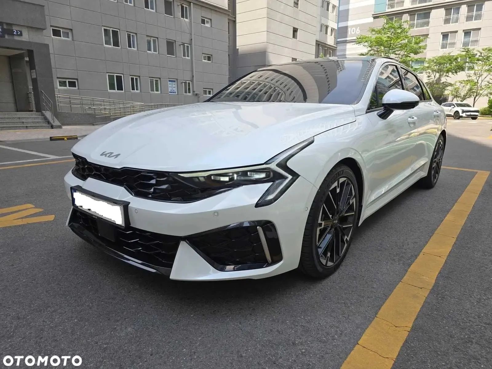 Kia Optima - 1