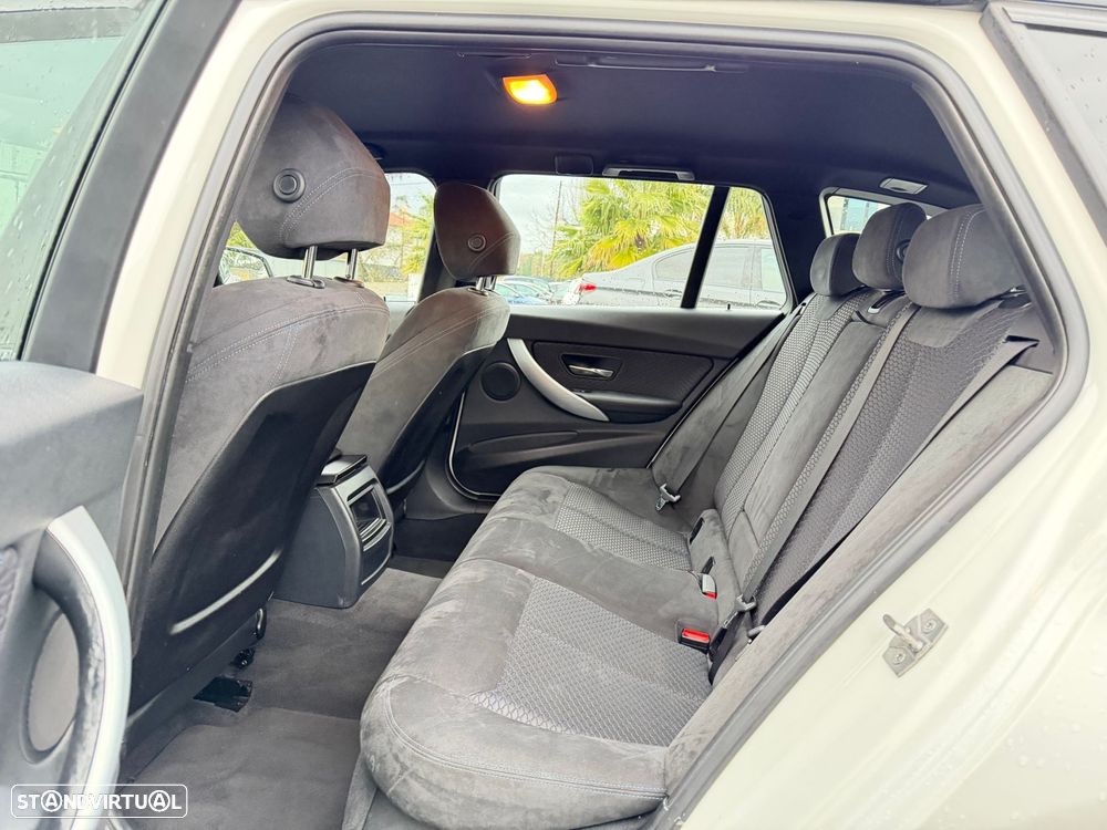 BMW 318 d Pack M - 34