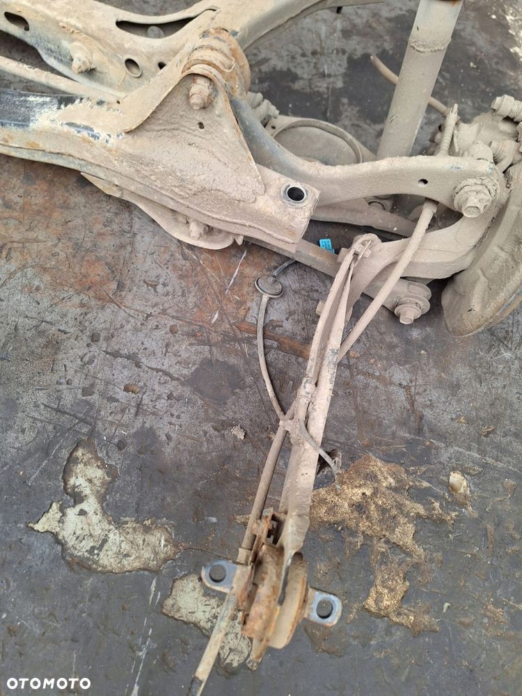 zawieszenie tyl tylne sanki wozek kia ceed iii hb oe 18- - 3